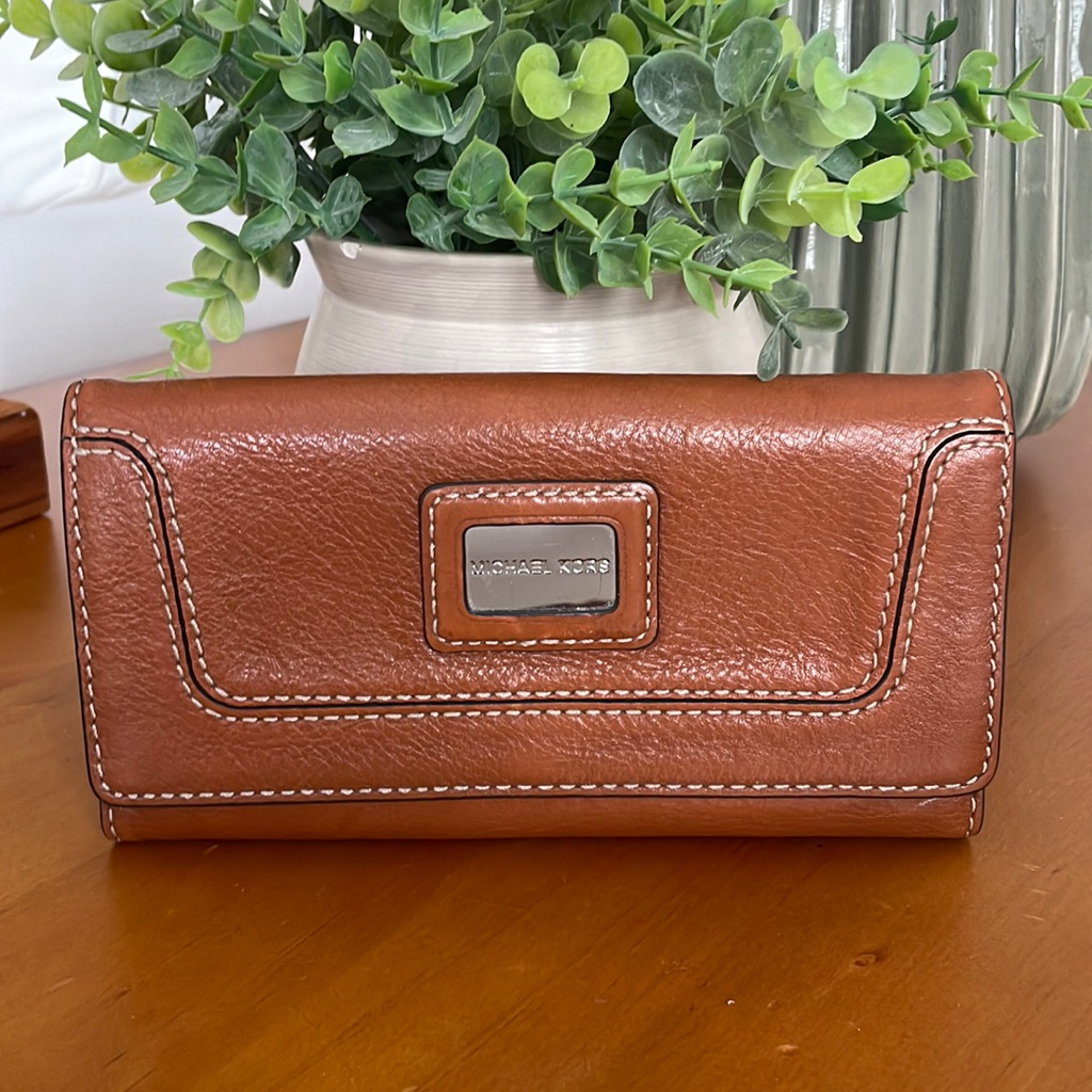 Michael Kors Leather Stitched Wallet